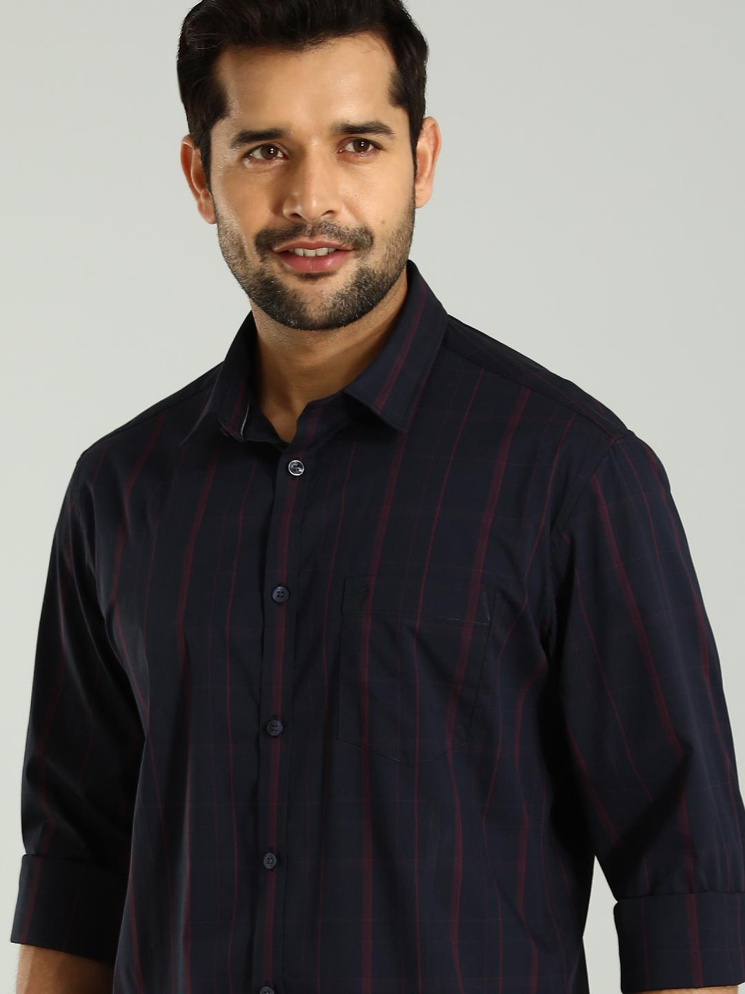 

Indian Terrain Classic Spread Collar Slim Fit Tartan Checks Opaque Cotton Casual Shirt, Blue