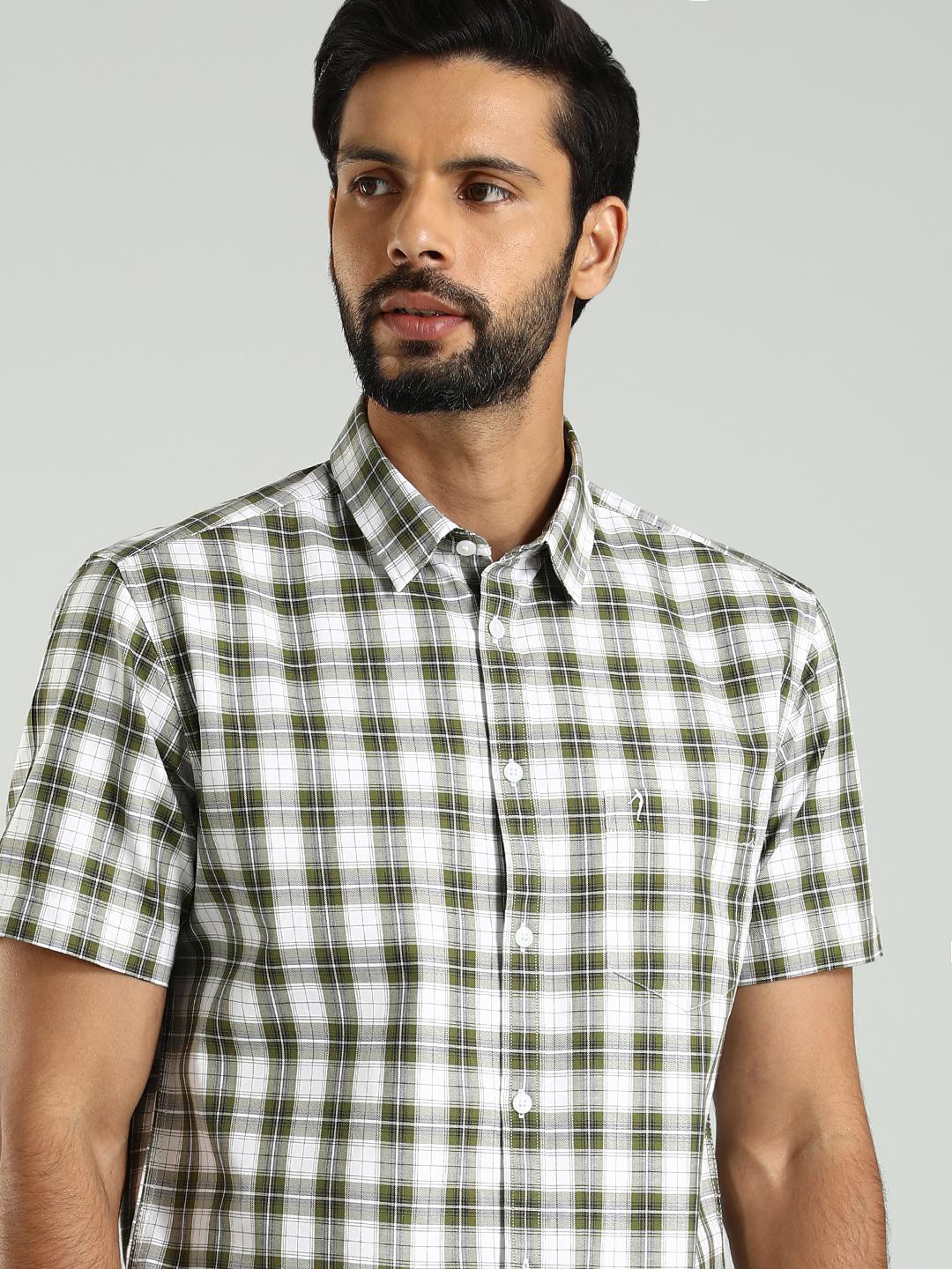 

Indian Terrain Classic Spread Collar Slim Fit Tartan Checks Cotton Casual Shirt, Green