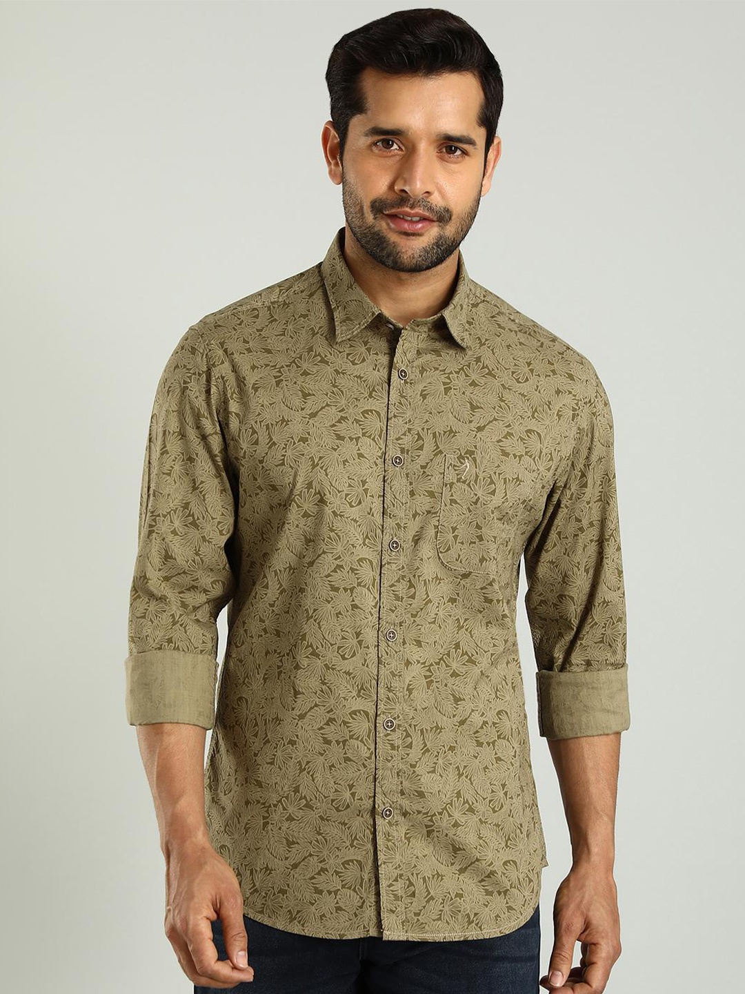 

Indian Terrain Men Chiseled Skinny Fit Floral Opaque Printed Casual Shirt, Green