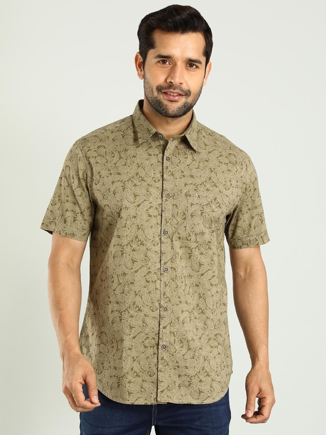 

Indian Terrain Chiseled Skinny Fit Floral Printed Pure Cotton Casual Shirt, Green