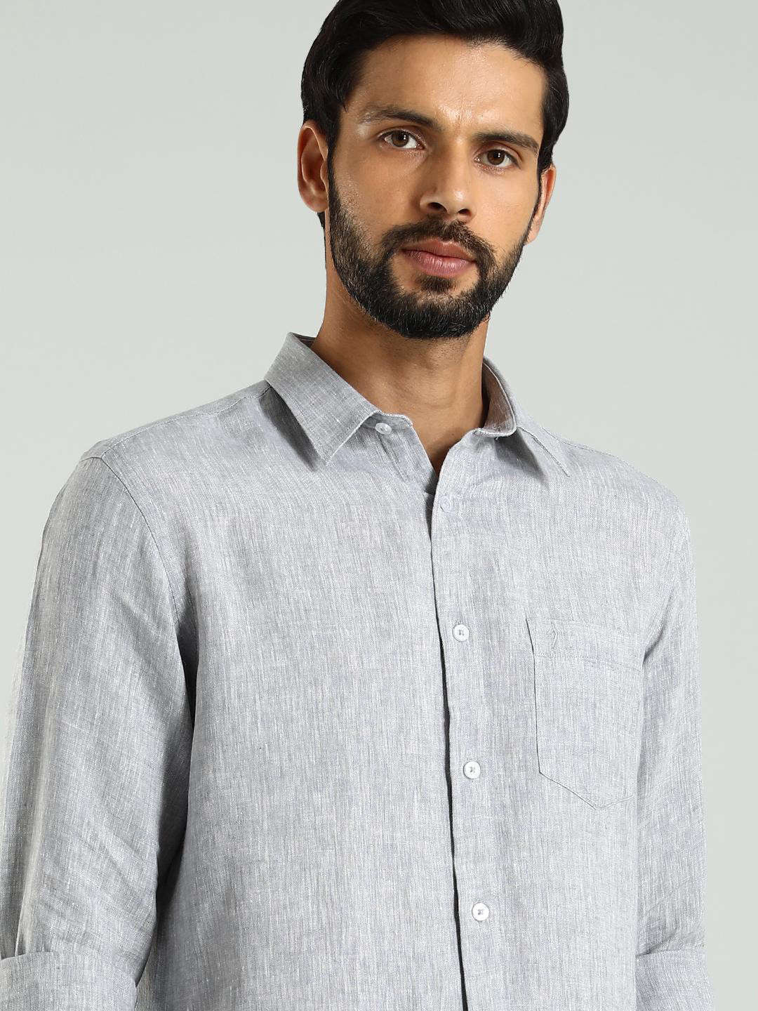 

Indian Terrain Men Classic Slim Fit Opaque Casual Shirt, Black