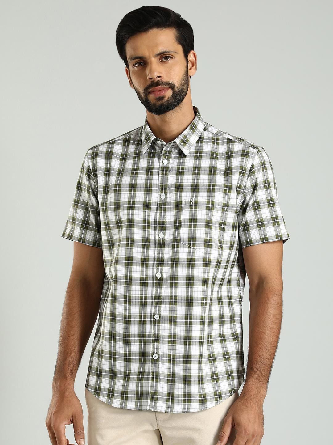 

Indian Terrain Classic Spread Collar Slim Fit Tartan Checks Opaque Cotton Casual Shirt, Green