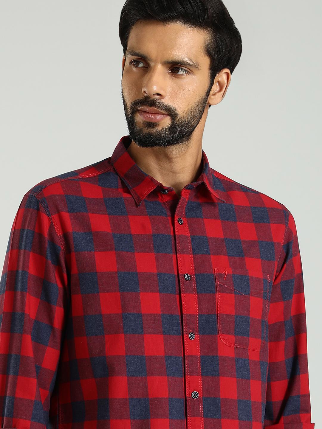 

Indian Terrain Men Classic Slim Fit Buffalo Checks Opaque Checked Casual Shirt, Red