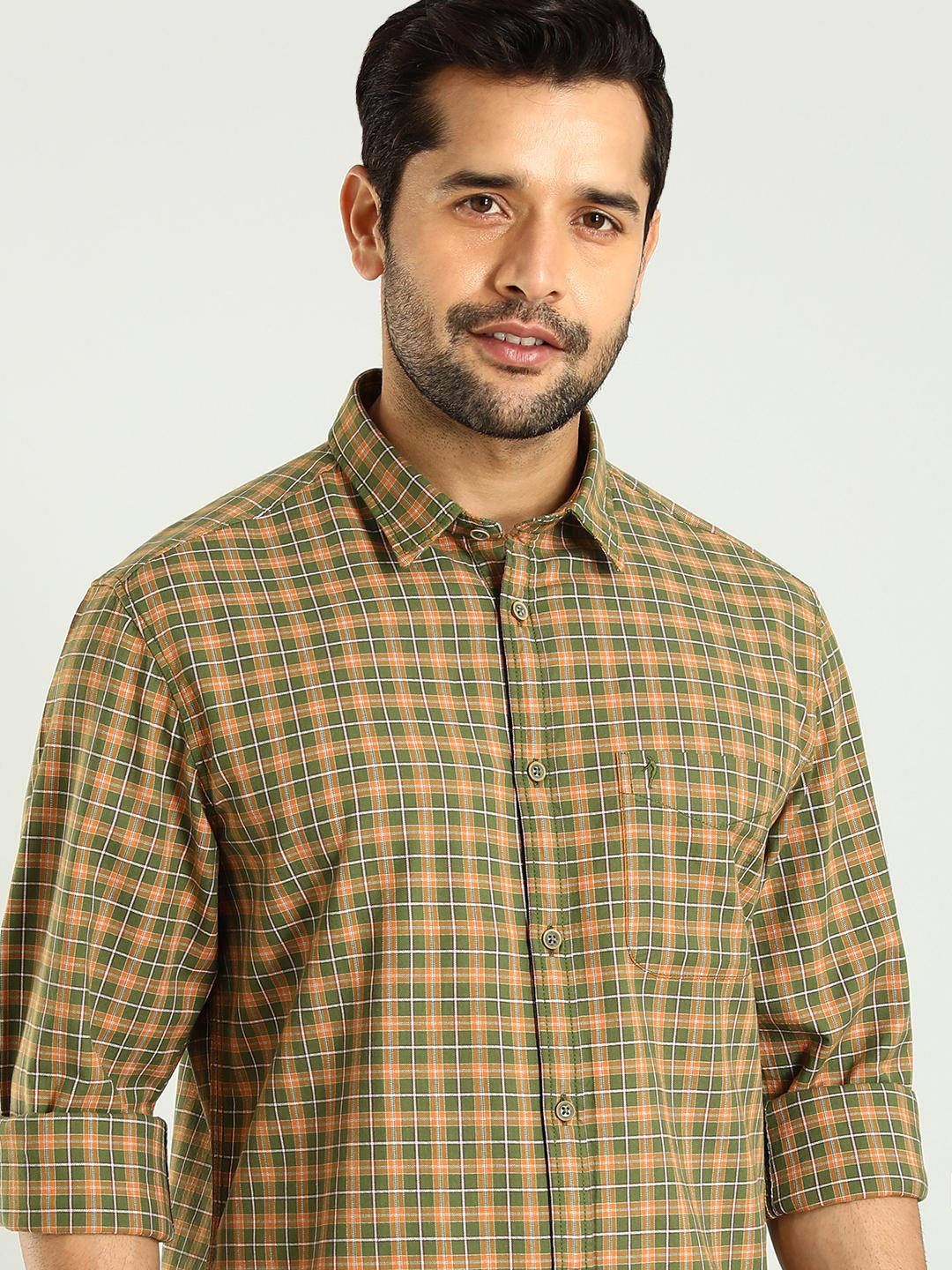 

Indian Terrain Classic Slim Fit Tartan Checked Spread Collar Cotton Shirt, Green