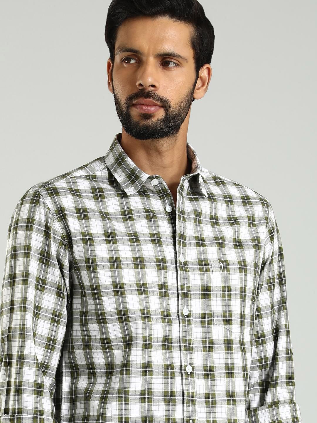 

Indian Terrain Classic Spread Collar Slim Fit Tartan Checks Opaque Cotton Casual Shirt, Green