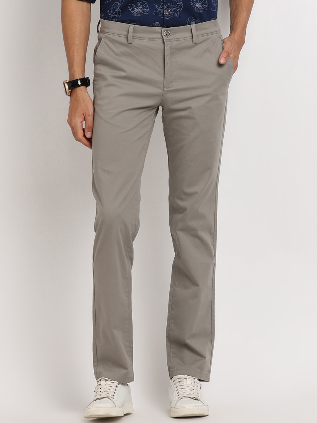 

Turtle Men Mid-Rise Relaxed Slim Fit Trousers, Grey