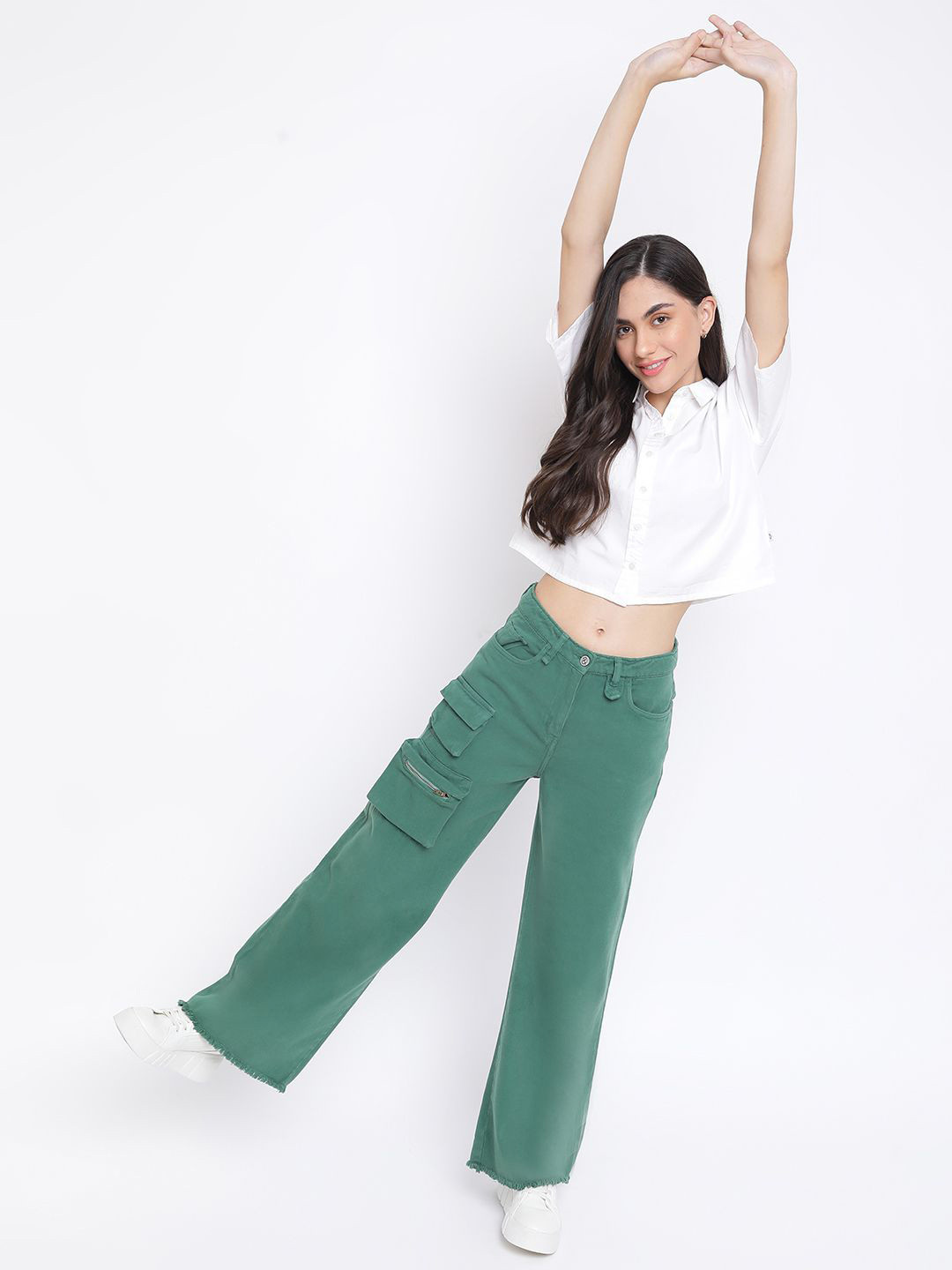 

TALES & STORIES Women Mid-Rise Flared Trousers, Green