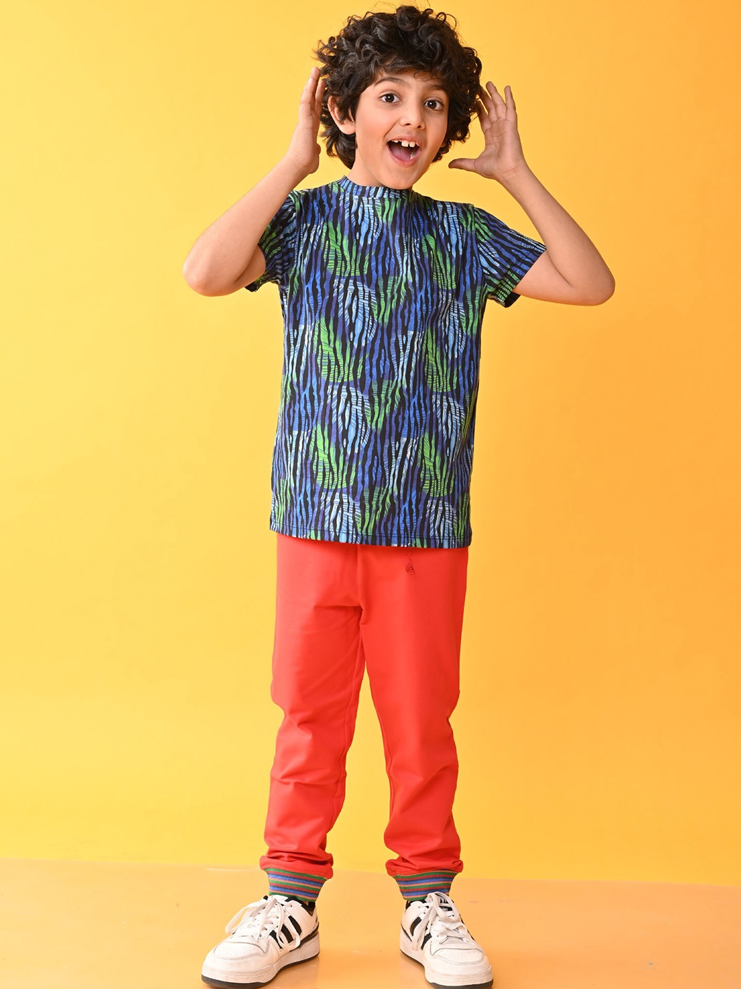

Anthrilo Boys Striped Printed T-shirt & Trousers Clothing Set, Blue