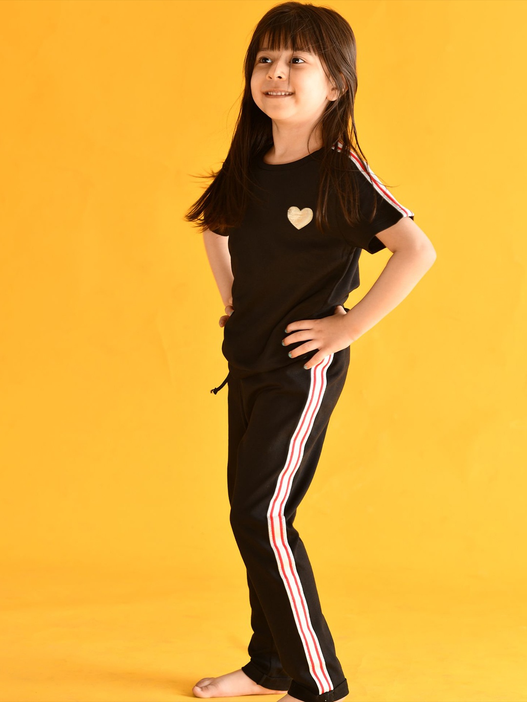 

Anthrilo Girls T-shirt with Trousers, Black