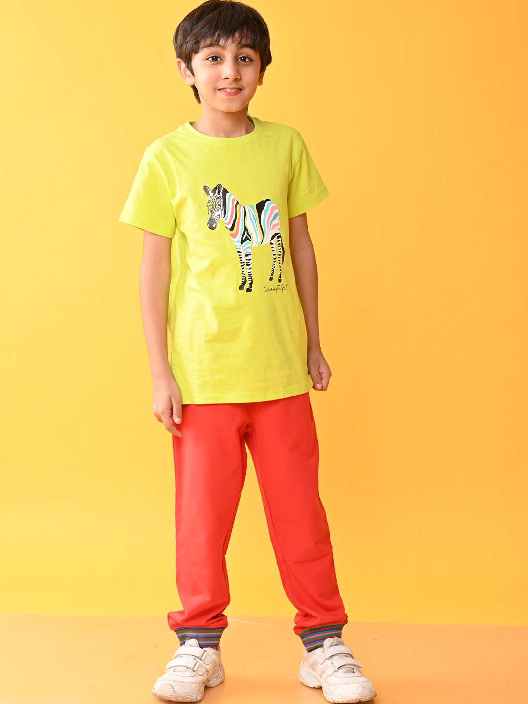 

Anthrilo Boys Embellished Printed T-shirt & Trousers Clothing Set, Lime green