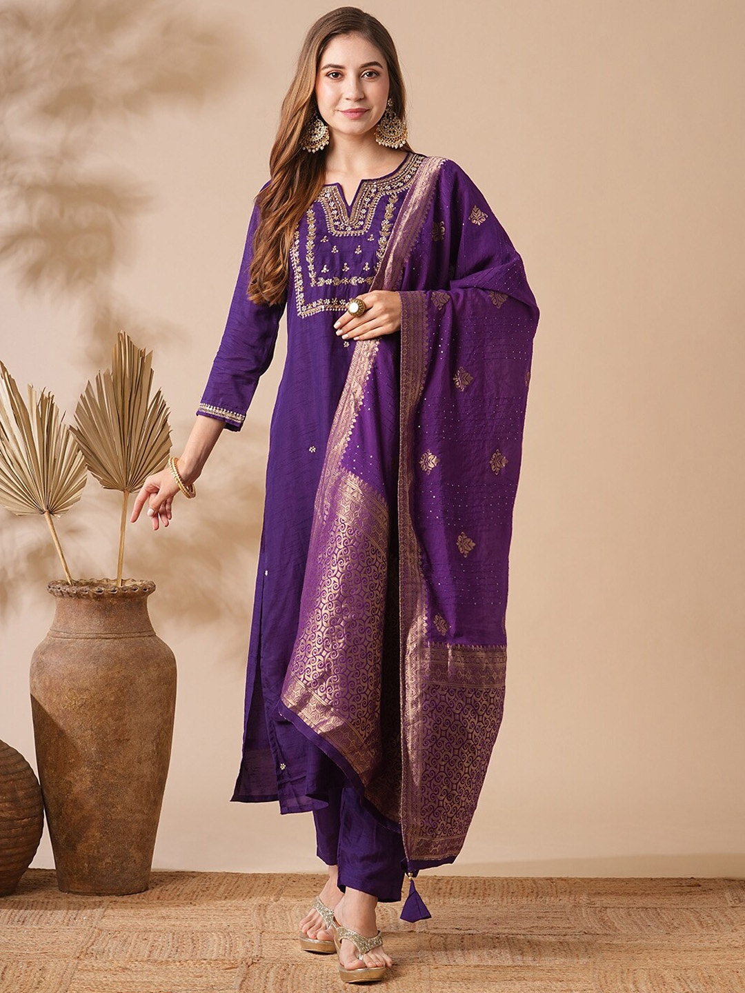 

FASHOR Ethnic Motifs Embroidered Regular Straight Kurta with Trousers & Dupatta, Purple