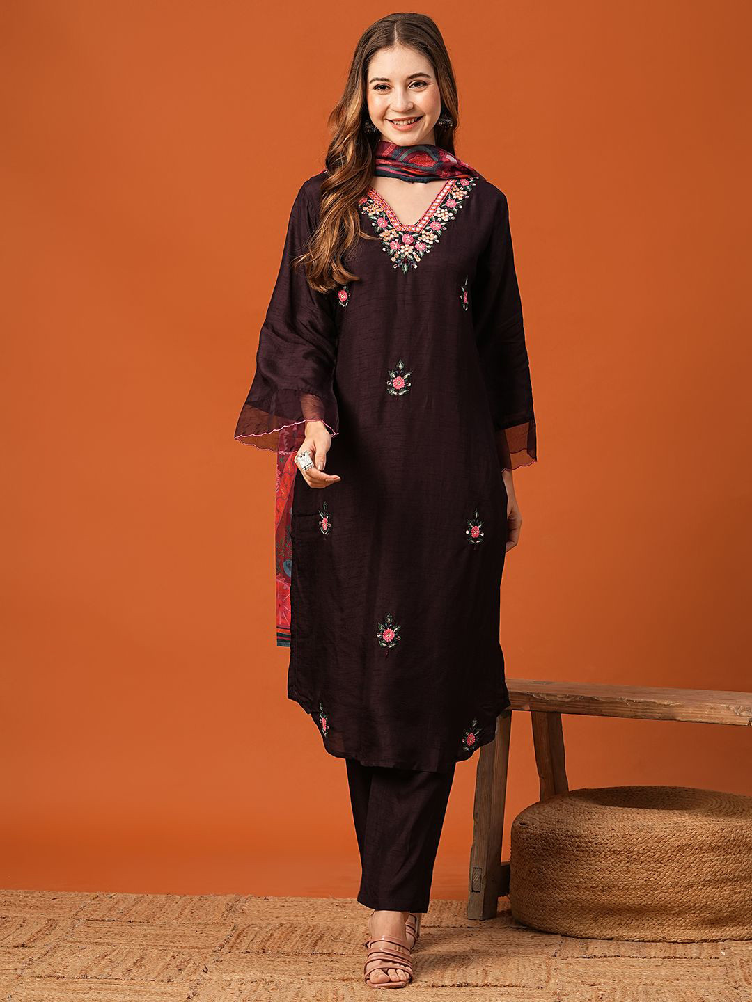 

FASHOR Floral Embroidered V-Neck Thread Work Straight Kurta with Trousers & Dupatta, Mauve