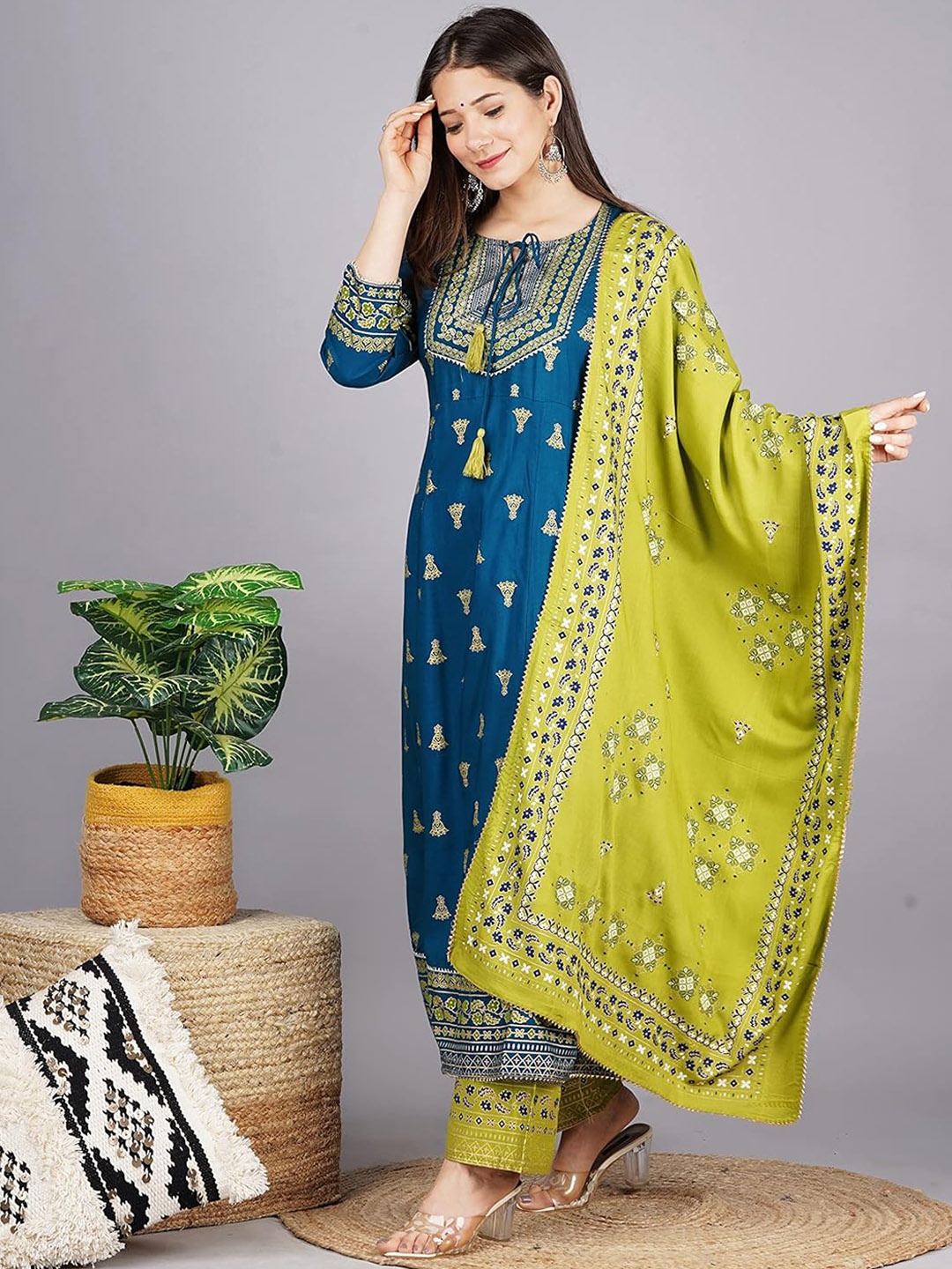 

Subh LAXMI Women Ethnic Motifs Embroidered Kurta with Trousers & With Dupatta, Blue