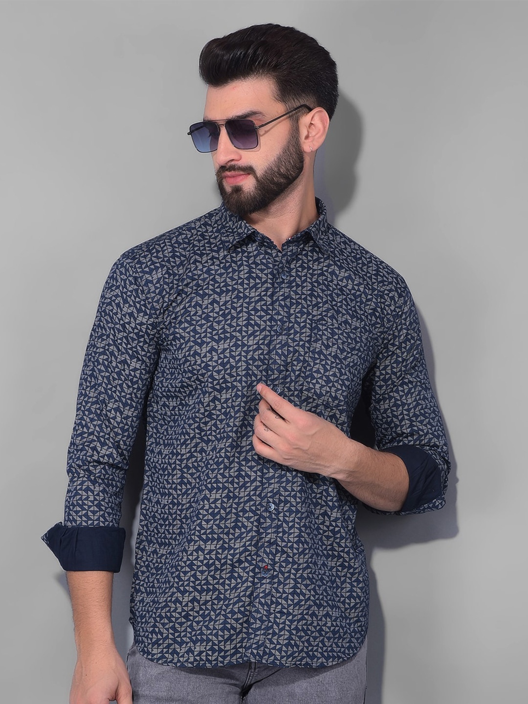 

COBB Slim Fit Abstract Opaque Printed Cotton Casual Shirt, Navy blue