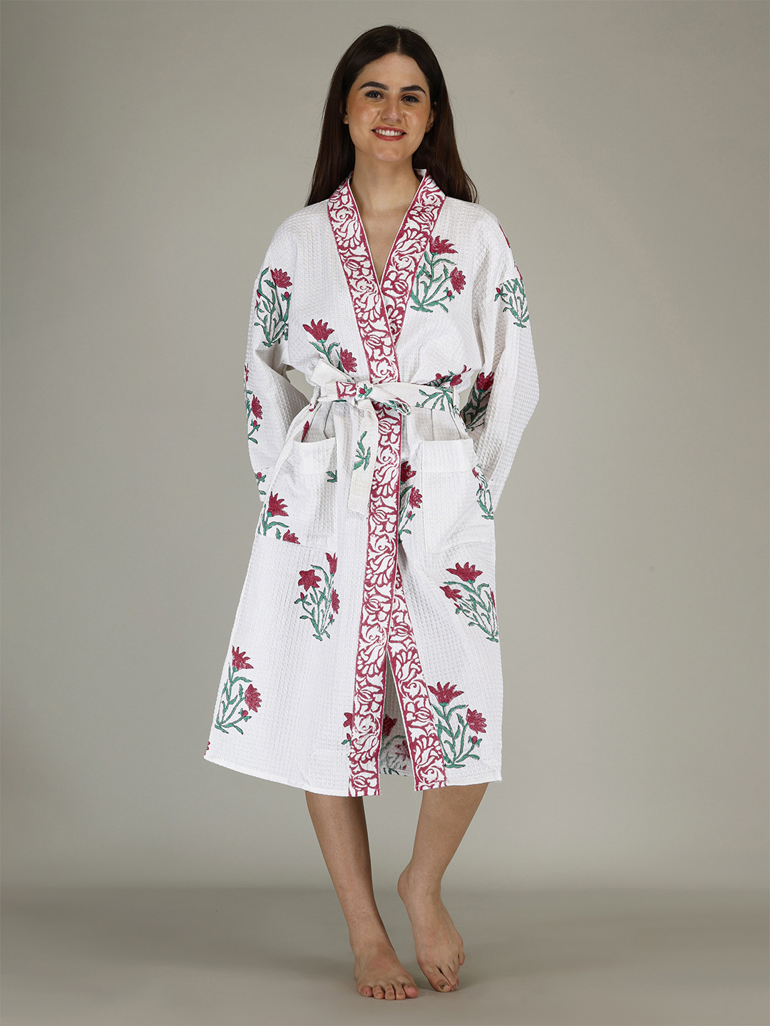 

LIVING ROOTS Unisex Luxury Jaipur Block Printed Waffle Cotton Quick Dry Bath Robe, White