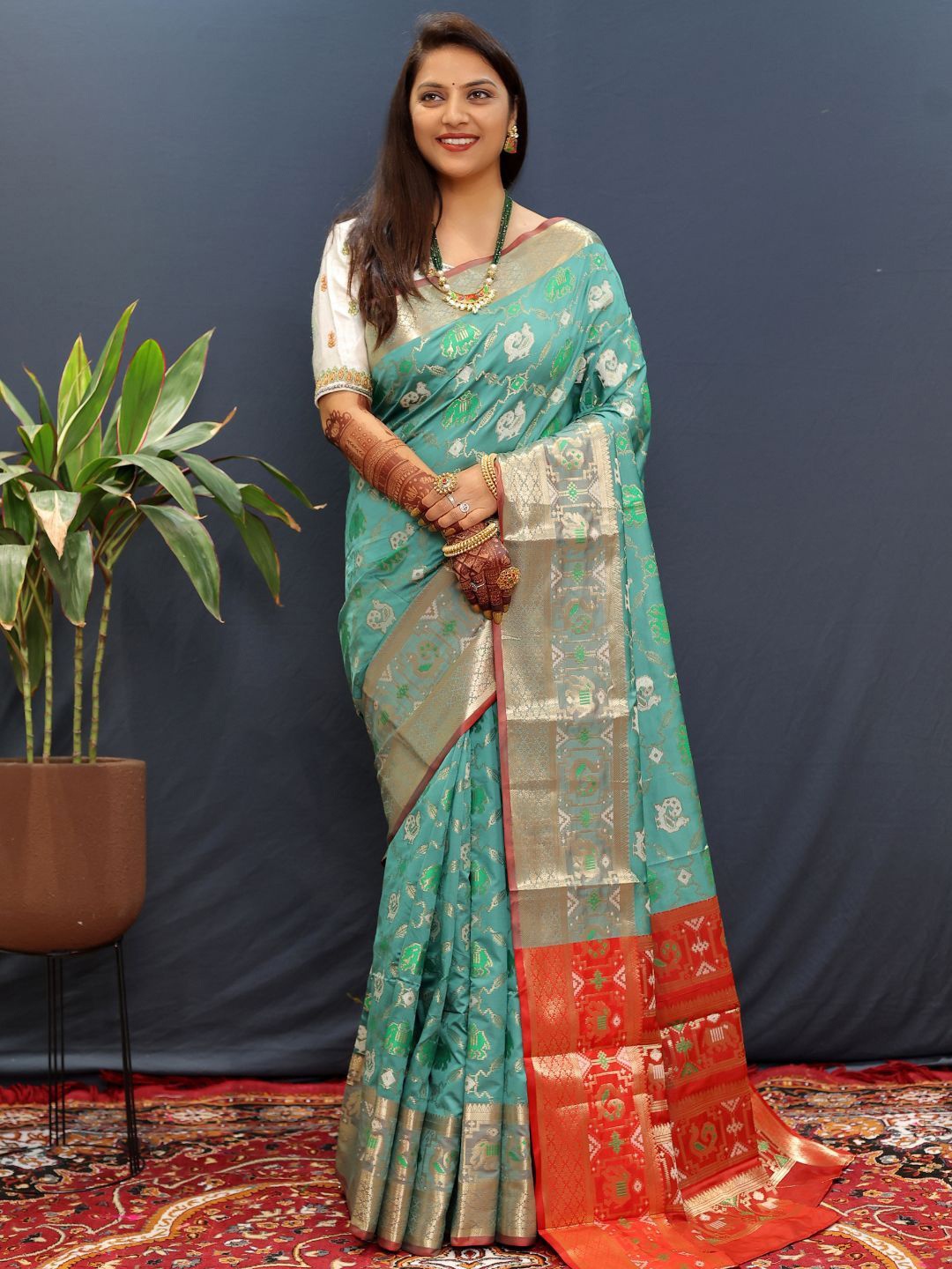 

SGF11 Ethnic Motifs Art Silk Kanjeevaram Saree, Blue