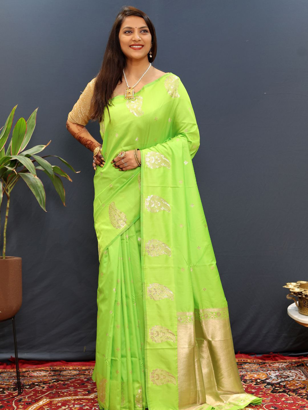 

SGF11 Woven Design Zari Art Silk Heavy Work Kanjeevaram Saree, Green