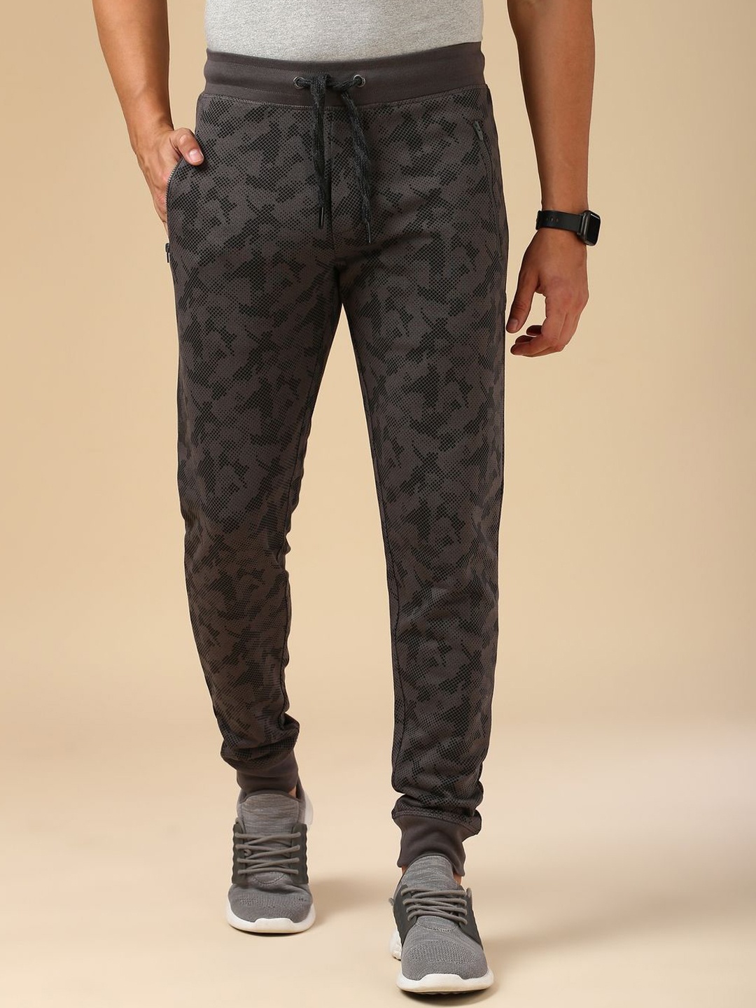Van Heusen Men Printed Cotton Mid Rise Joggers, Grey