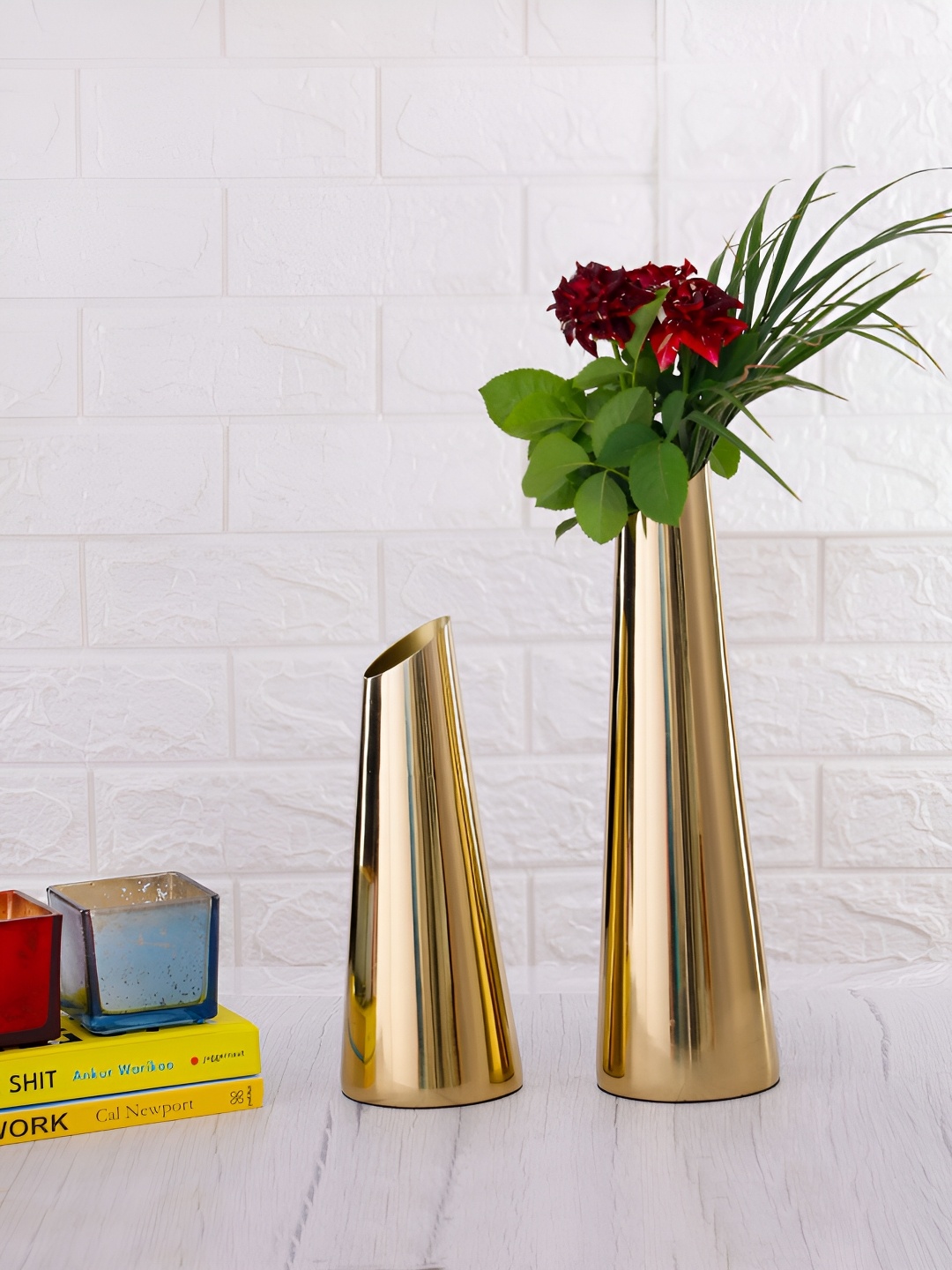 

HomeShastra 2-Pcs Gold Taper Tall Metal Flower Vases