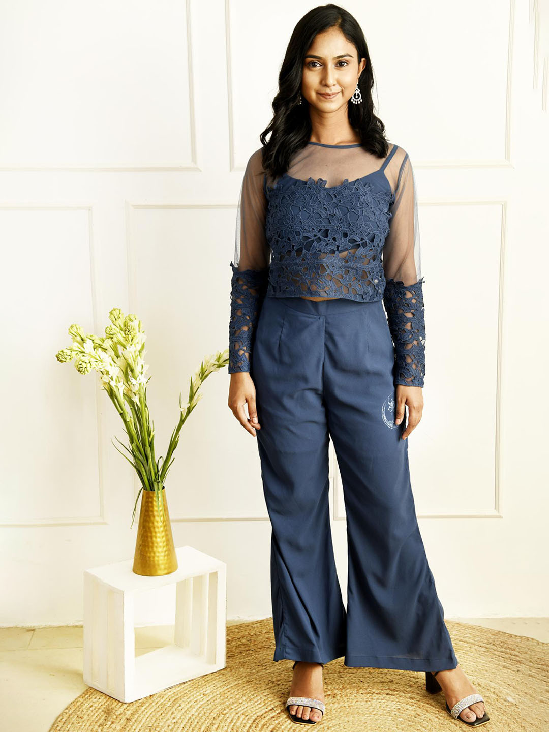 

BAESD Top With Shoulder Strap Bra & bell bottom pants Co-Ords set, Blue