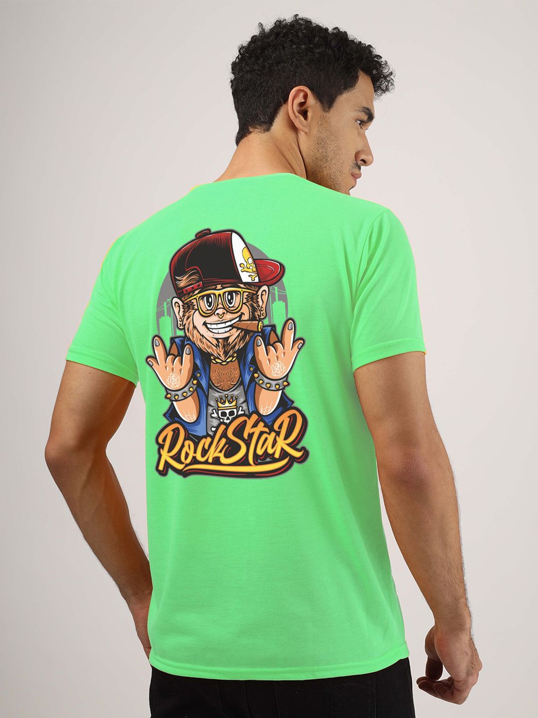 

Greylongg Men Graphic Printed Round Neck T-shirt, Green