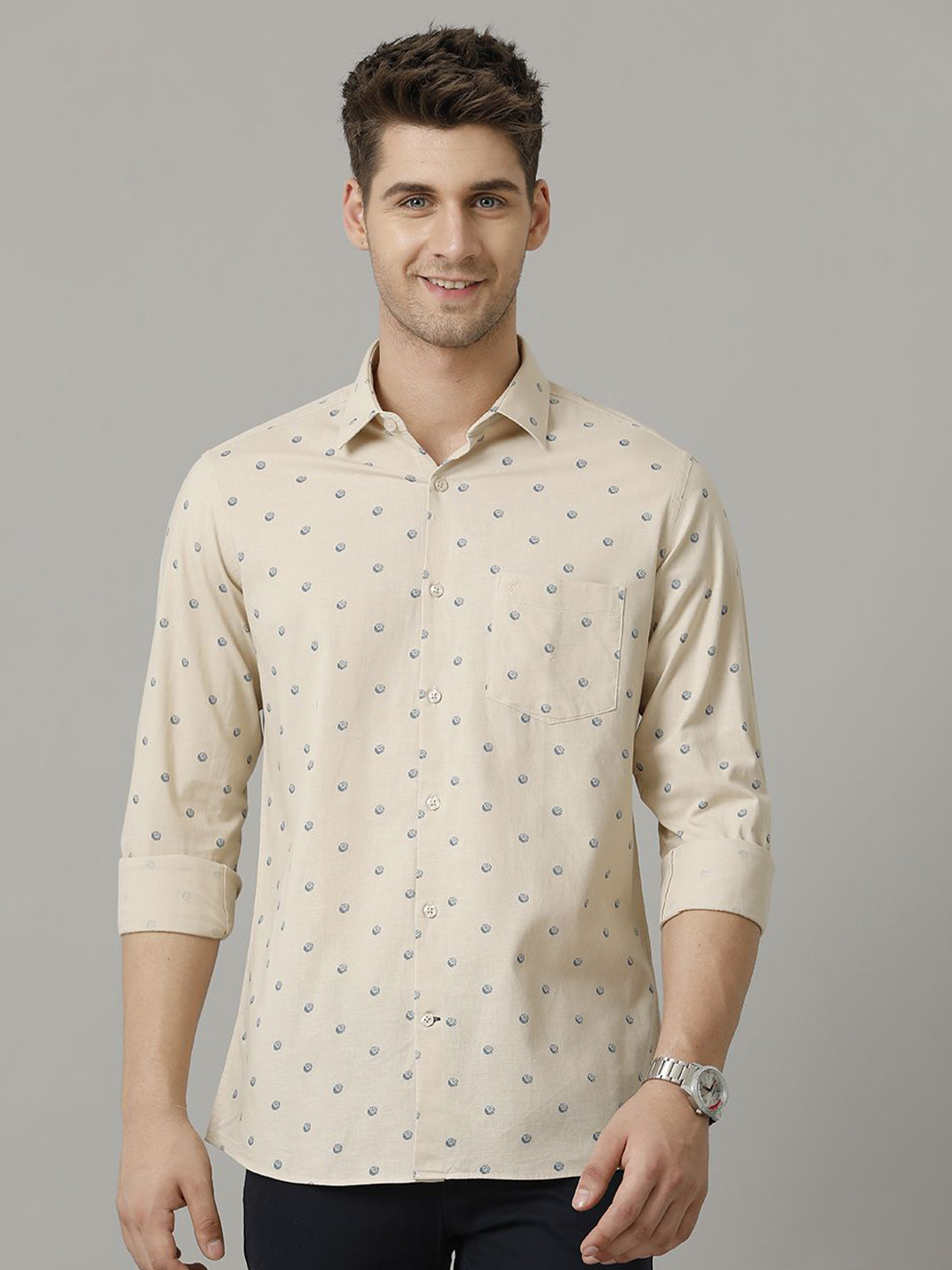

CAVALLO by Linen Club Contemporary Slim Fit Floral Printed Spread Collar Casual Shirt, Off white