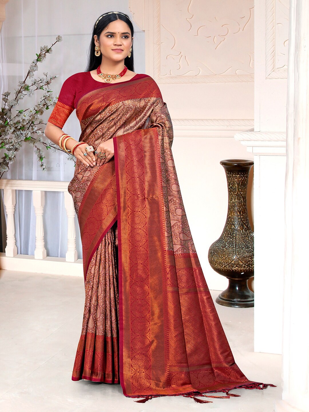 

SANGAM PRINTS Ethnic Motifs Zari Silk Blend Tussar Saree, Maroon