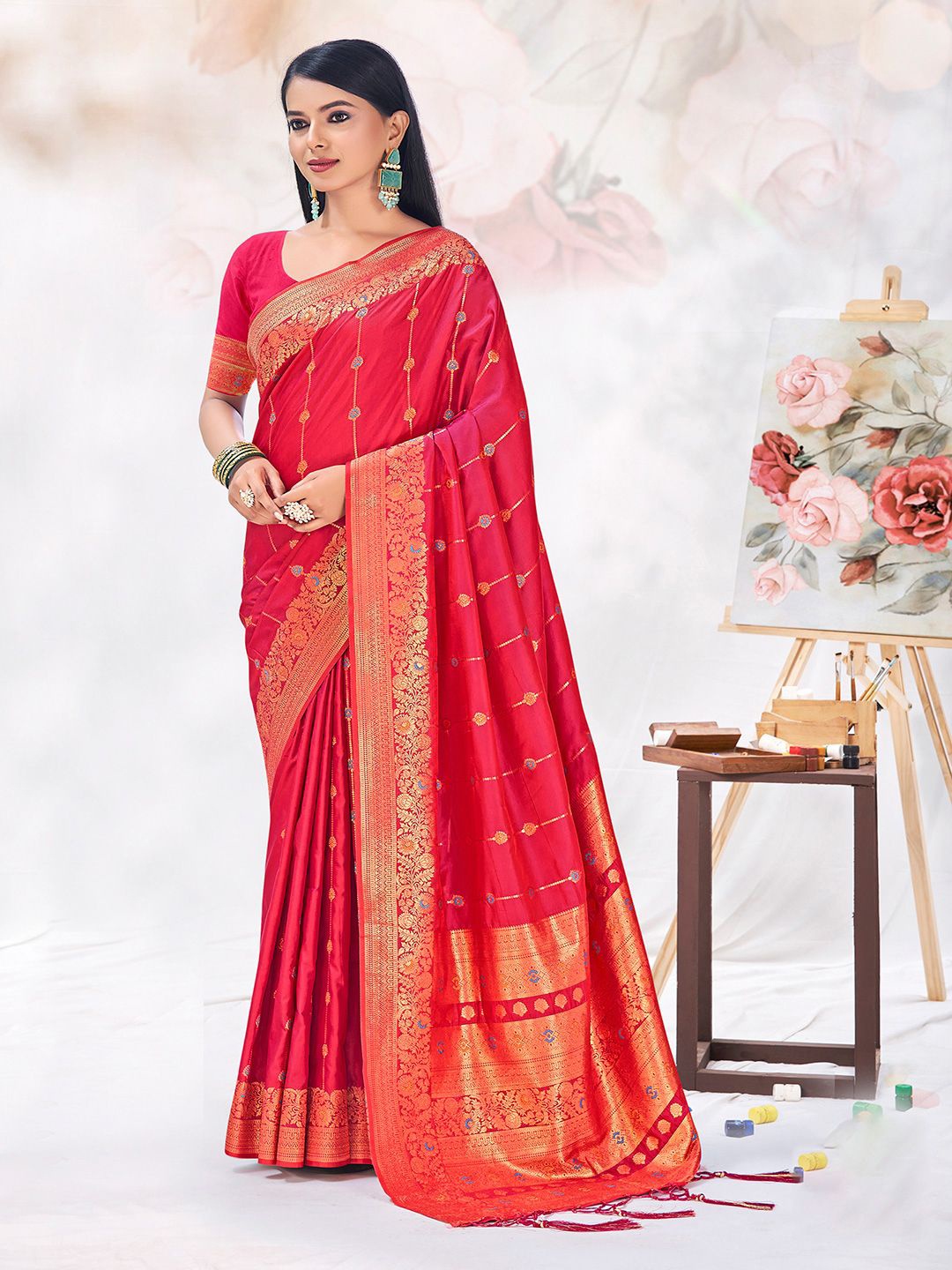 

SANGAM PRINTS Woven Design Zari Tussar Saree, Red