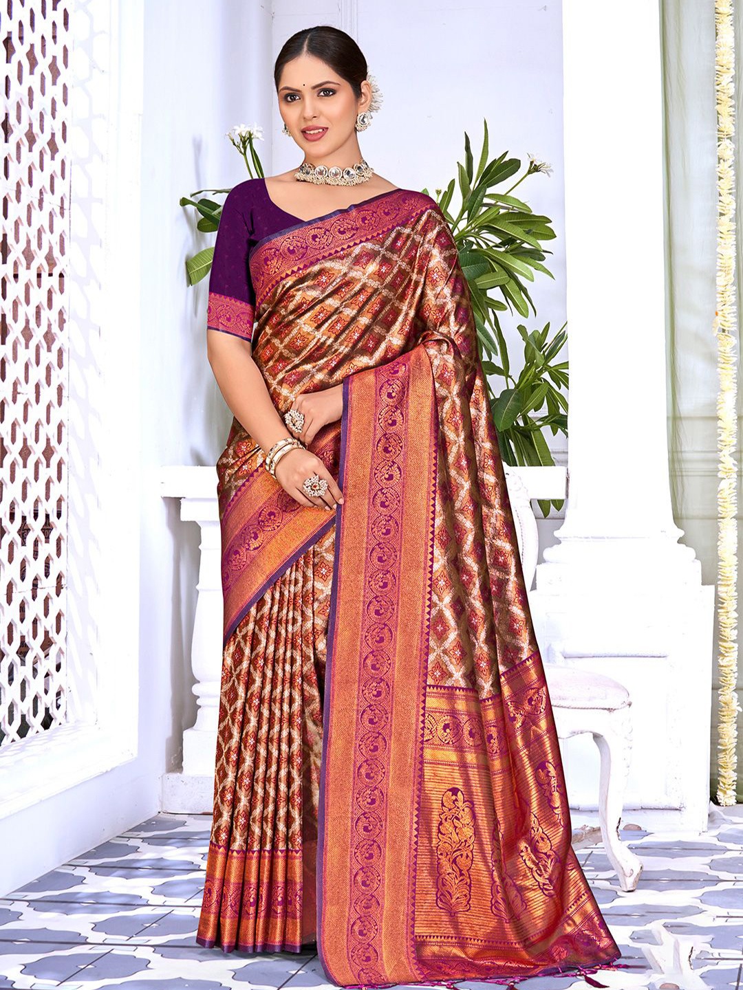 

SANGAM PRINTS Woven Design Zari Silk Blend Tussar Saree, Purple
