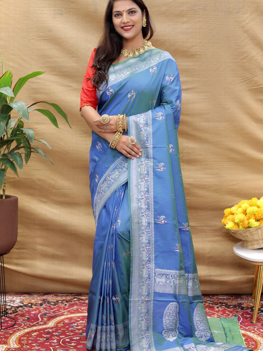 

SGF11 Ethnic Motifs Zari Art Silk Kanjeevaram Saree, Navy blue