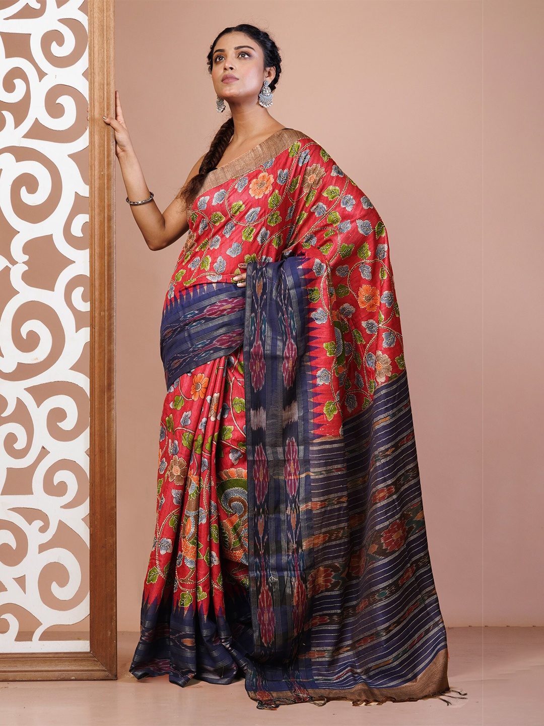 

Unnati Silks Ethnic Motifs Kantha Work Pure Silk Tussar Saree, Red