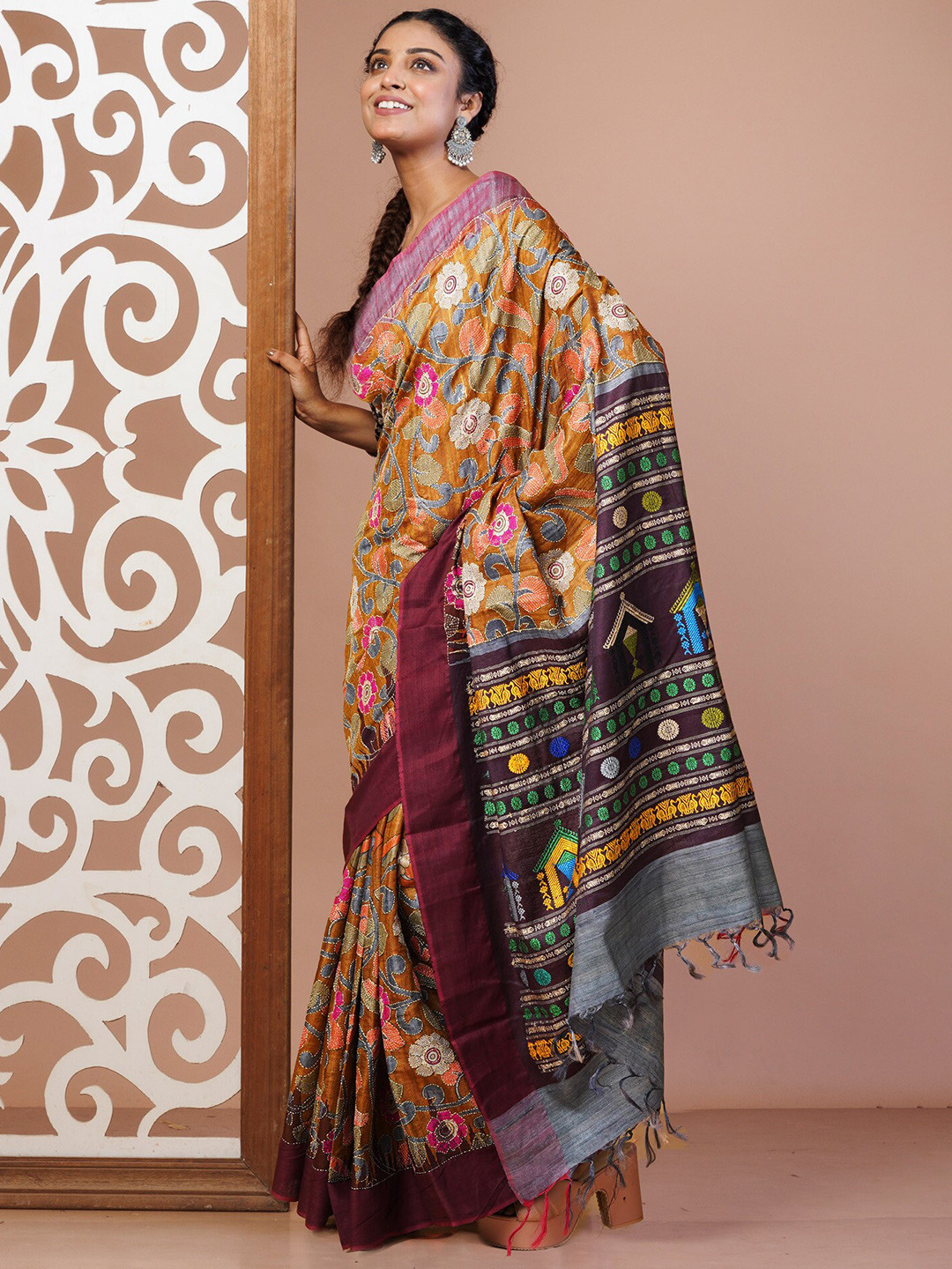 

Unnati Silks Kalamkari Kantha Work Pure Silk Handloom Tussar Saree, Yellow