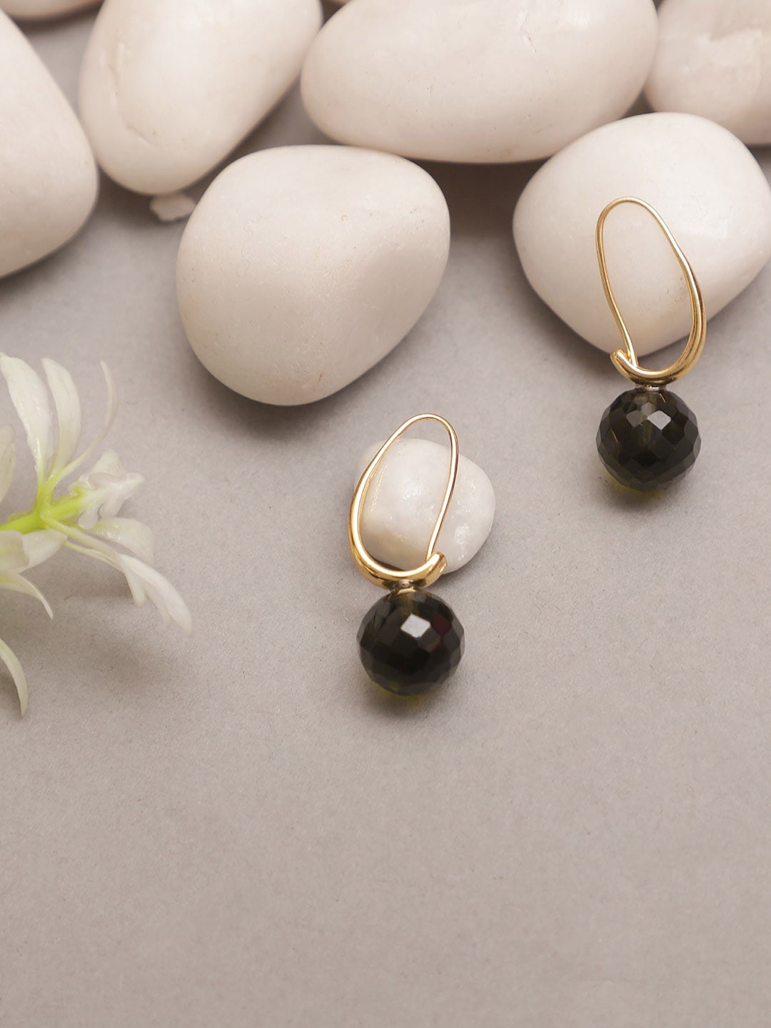 

XAGO Contemporary Drop Earrings, Black