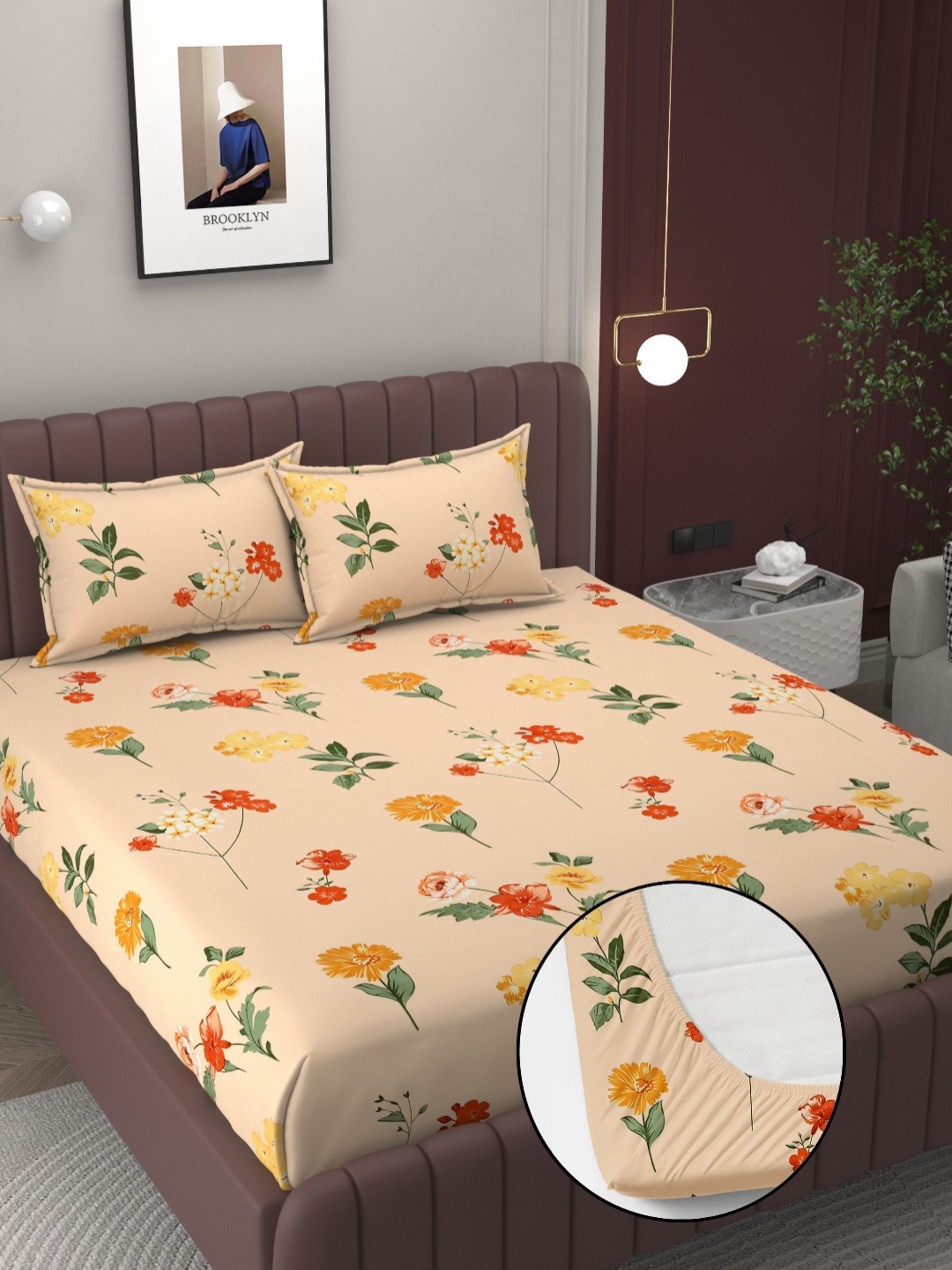 

BELVOSTUM Orange & Peach-Coloured Floral 250 TC King Bedsheet with 2 Pillow Covers