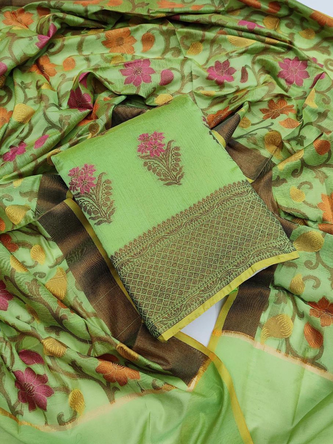 

Dori Embroidered Unstitched Dress Material, Green