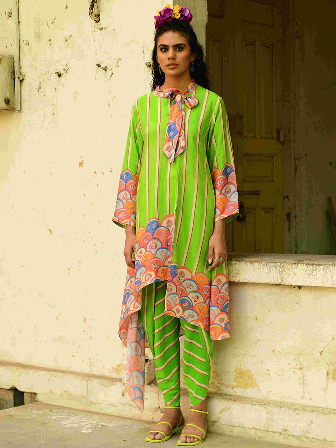

SWATI VIJAIVARGIE Women Printed Regular Pure Silk Kurta with Dhoti Pants, Green