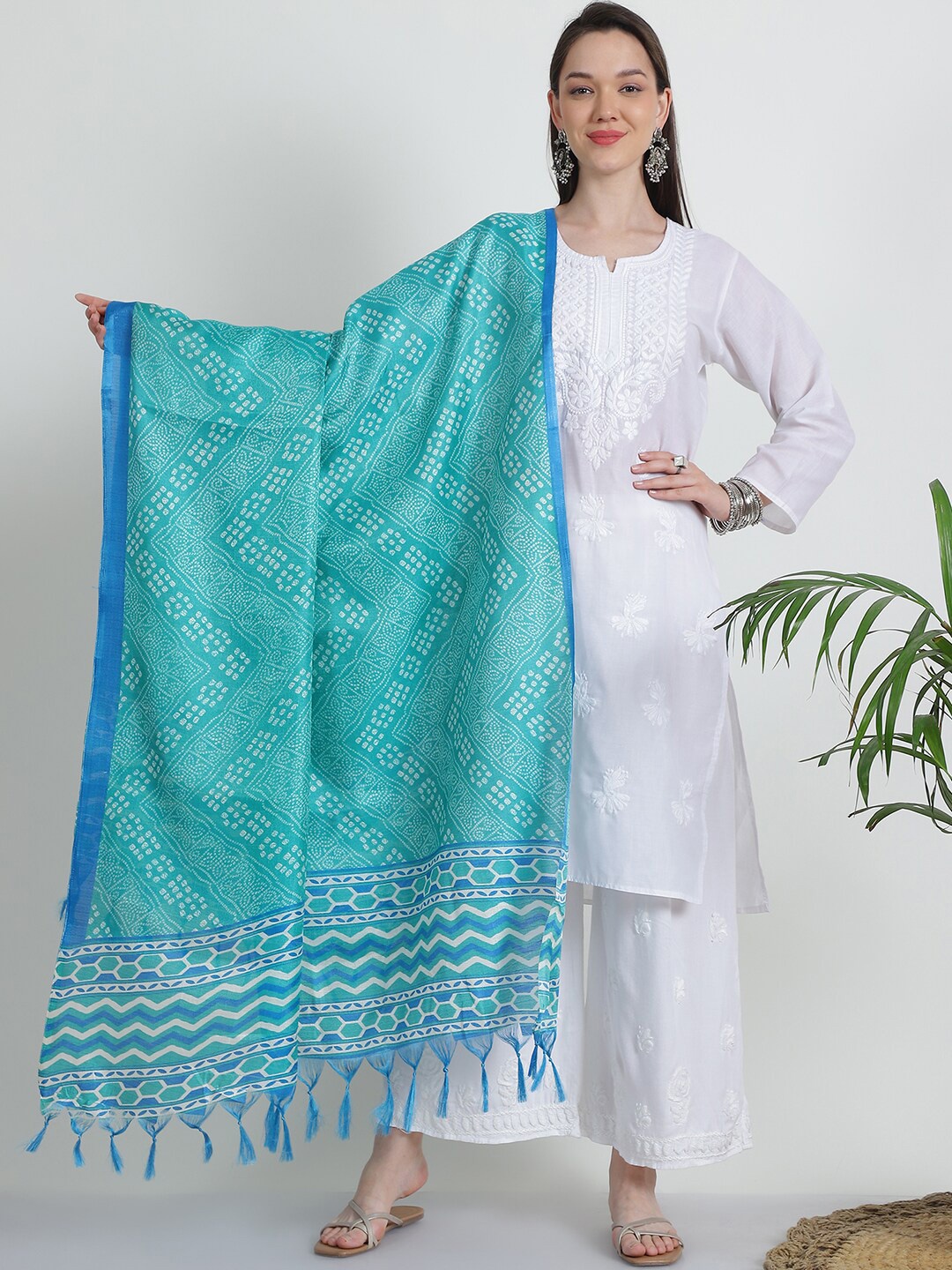 

LOOM LEGACY Bandhani Printed Tasselled Dupatta, Green