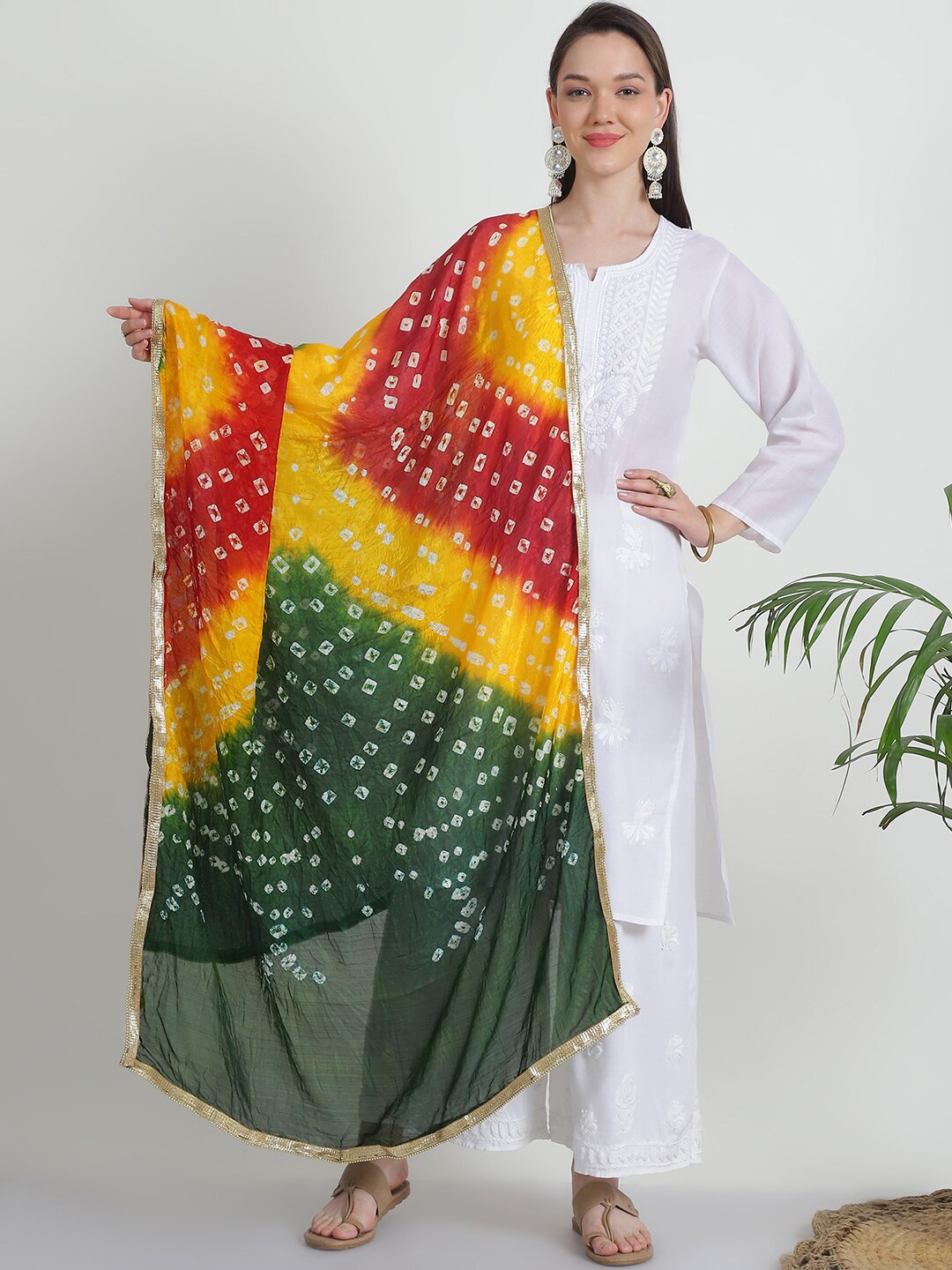 

LOOM LEGACY Bandhani Printed Thread Work Gota Patti Border Dupatta, Green