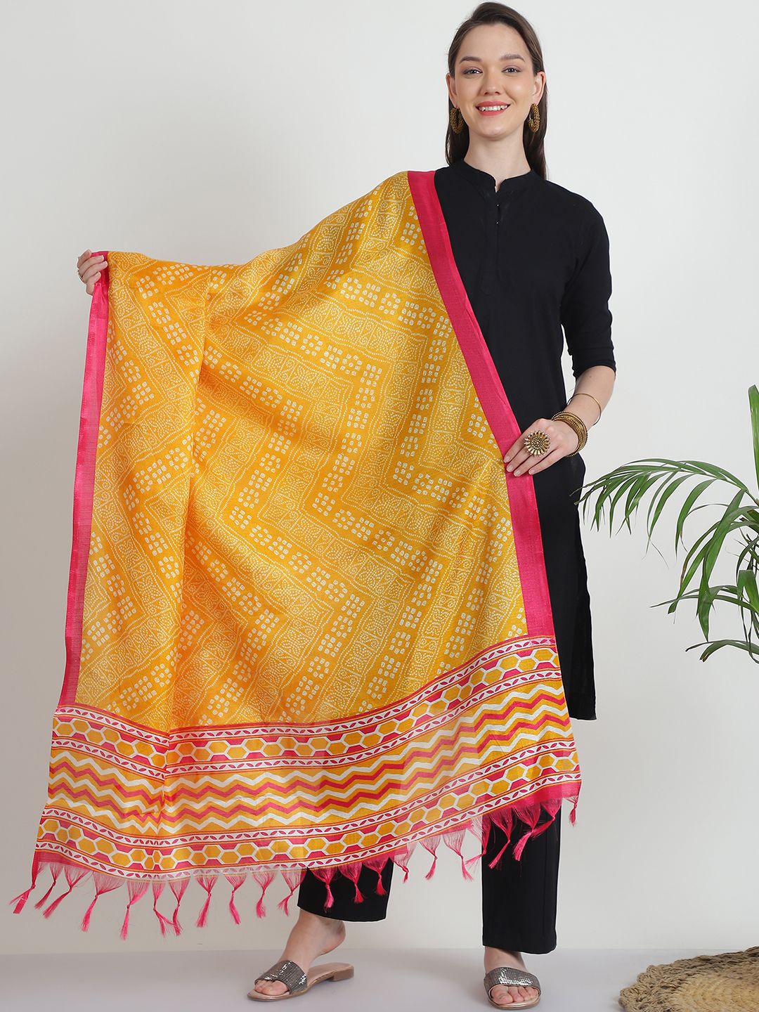 

LOOM LEGACY Women's Block Printed Dupatta, Yellow