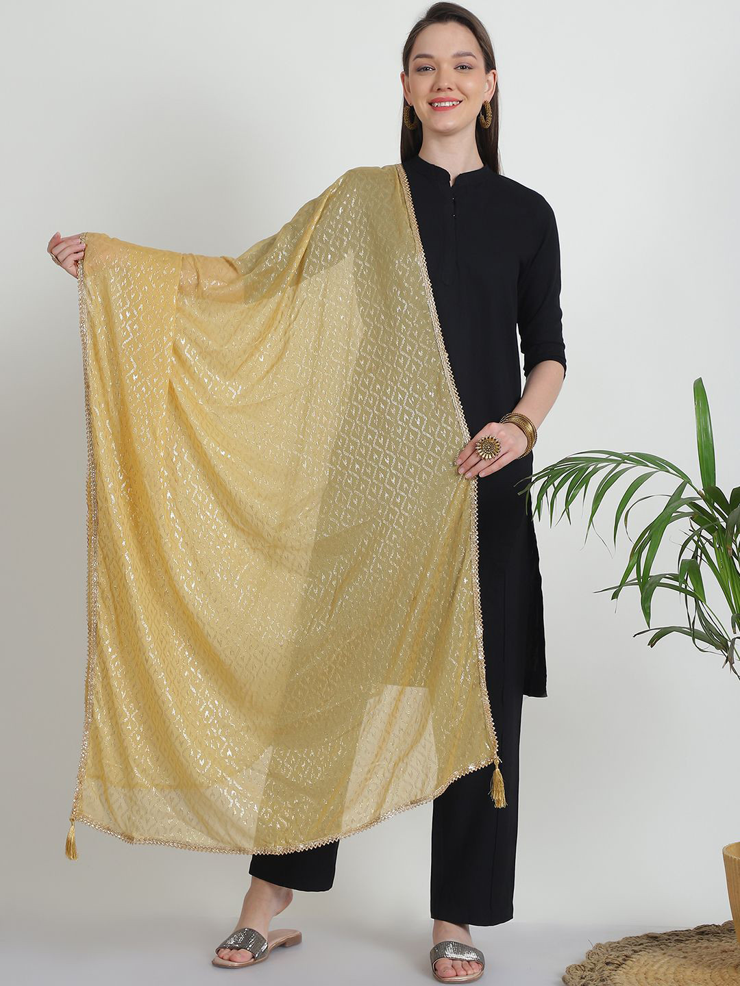 

LOOM LEGACY Printed Dupatta with Zari, Gold