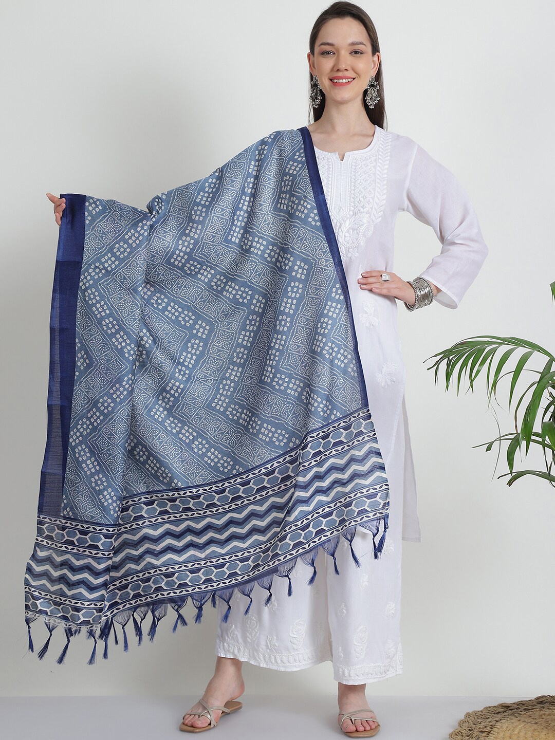 

LOOM LEGACY Block Printed Tasselled Dupatta, Blue