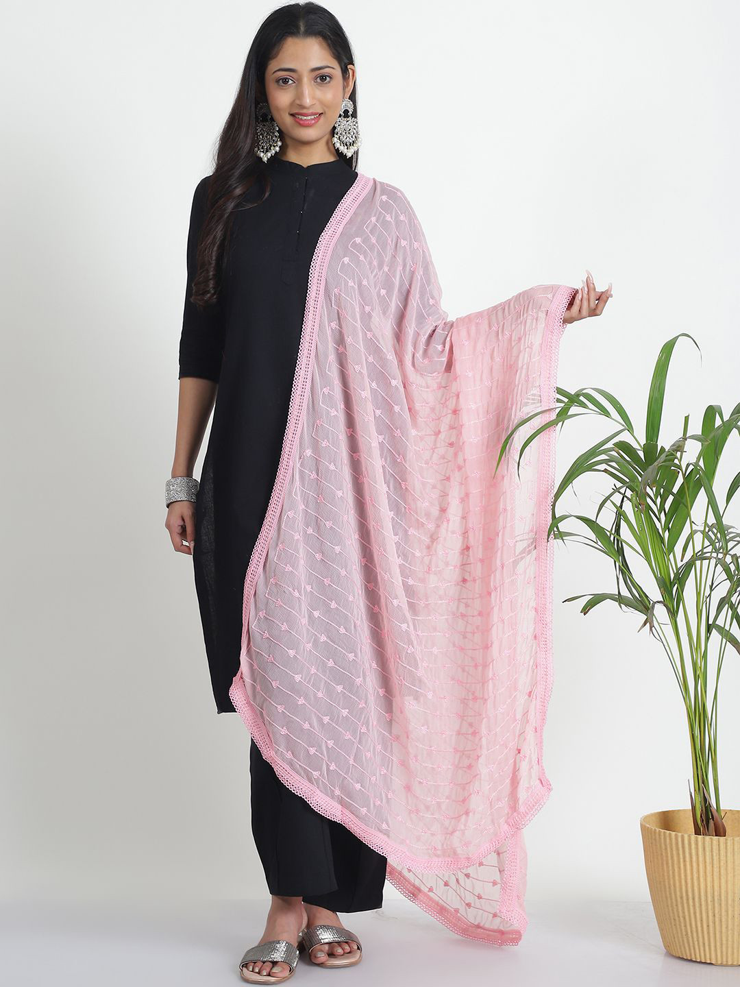 

LOOM LEGACY Embroidered Chiffon Thread Work Dupatta, Pink