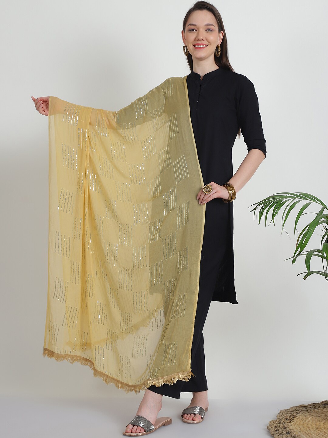 

LOOM LEGACY Embroidered Sequinned Fringed Dupatta, Gold