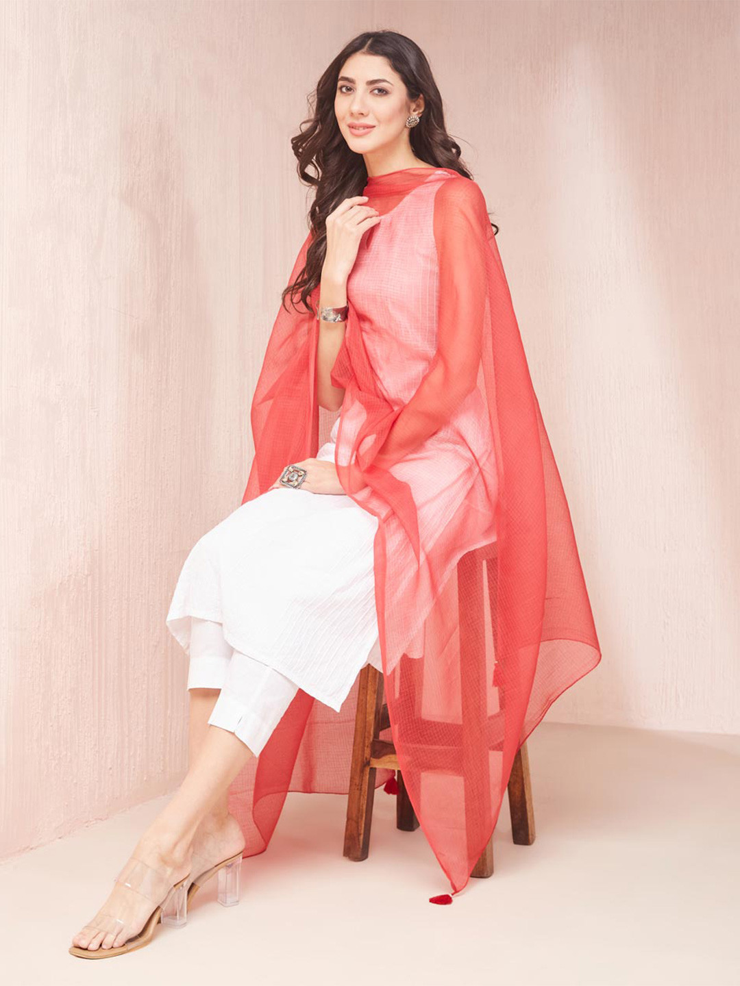 

Fabindia Woven Design Solid Tasselled Dupatta, Red