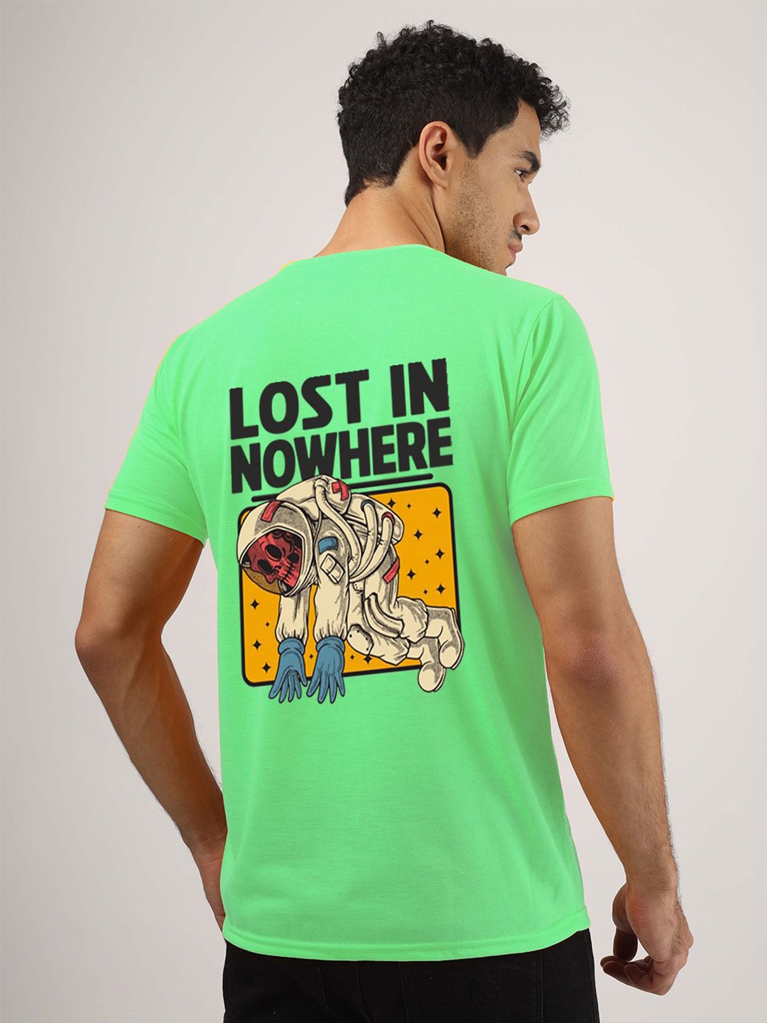 

Greylongg Men Round Neck Applique T-shirt, Green
