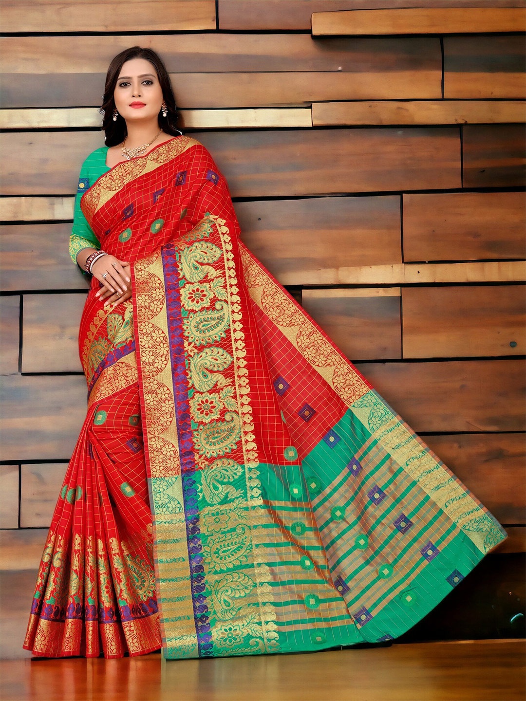 

CARTYSHOP Woven Design Zari Silk Blend Banarasi Saree, Red