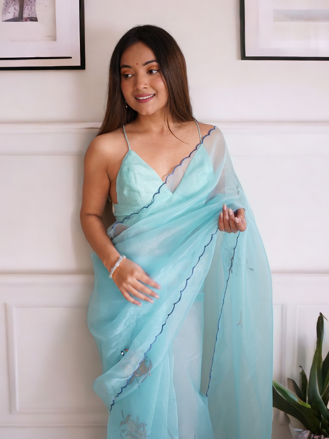 

Vastrasky Global Ethnic Motifs Beads and Stones Organza Saree, Teal