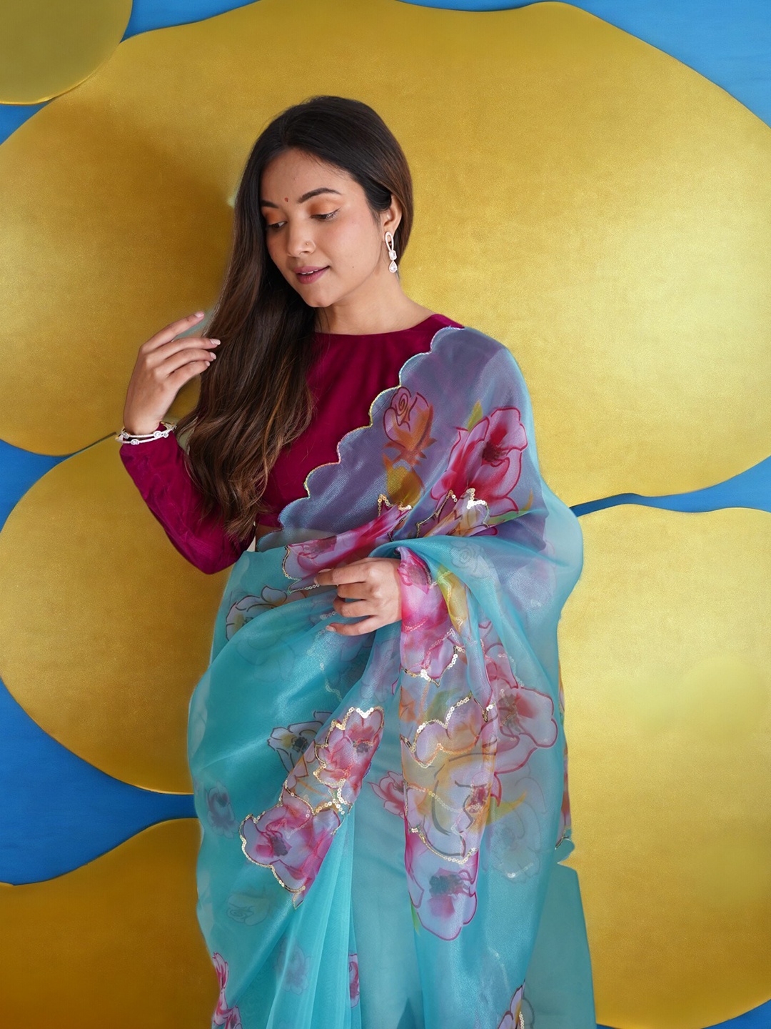 

Vastrasky Global Floral Embroidered Organza Saree, Lavender