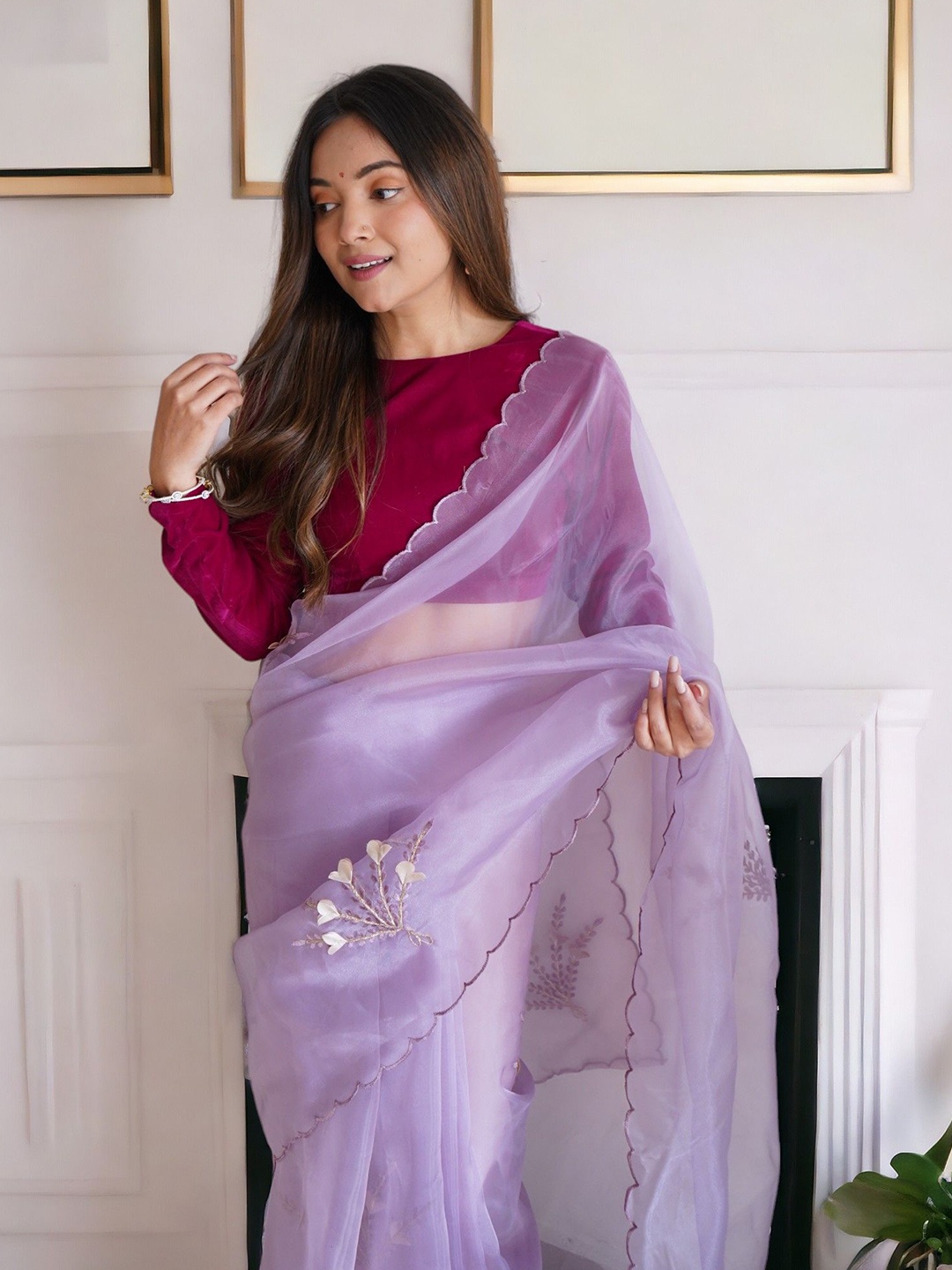 

Vastrasky Global Ethnic Motifs Embroidered Organza Saree, Lavender