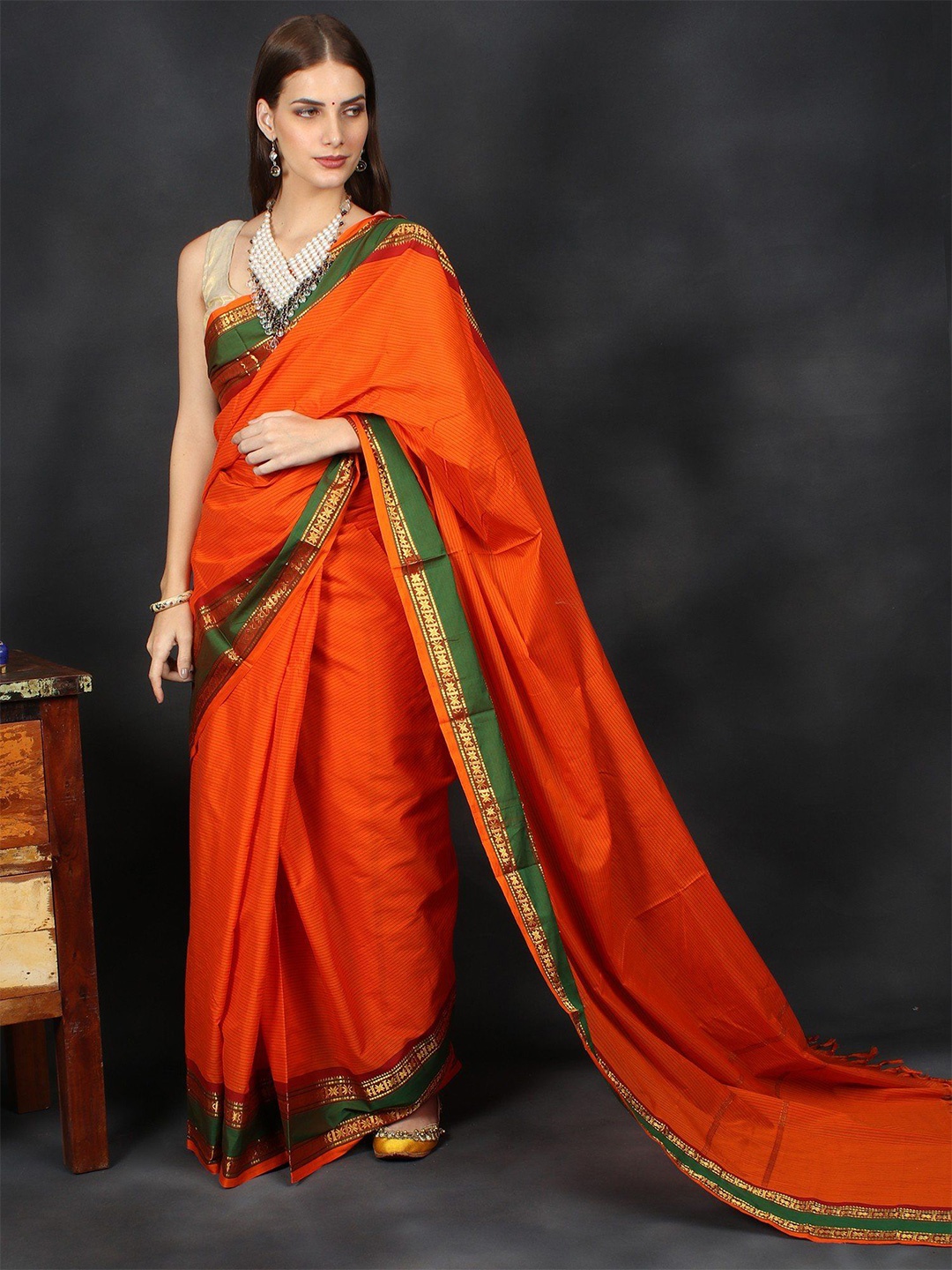 

Exotic IndiaSilk Cotton Venkatgiri Saree, Orange